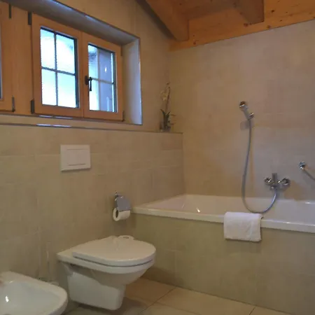 Rivendell - Griwa Rent Ag Γκρίντελβαλντ